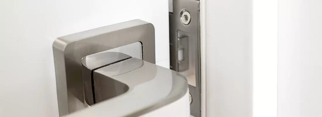 Seamless Integration of Magnetic Locks with Access Control Systems in Navarre, FL